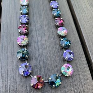 Sabika “Love Story” Manhattan choker Spring 2016